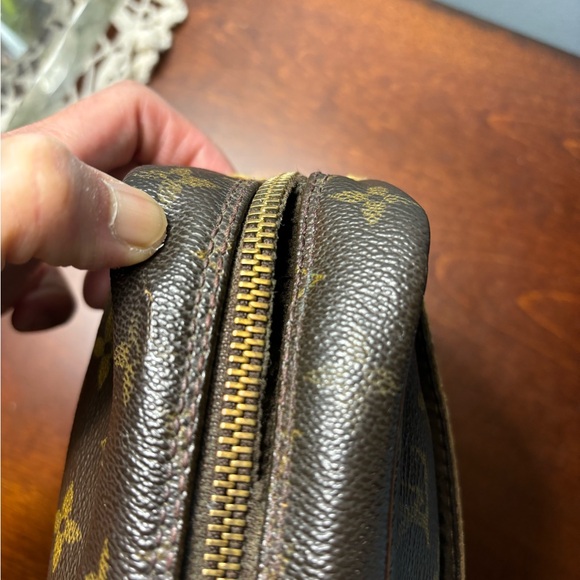 Louis Vuitton Clutch Bag (Proj Bag) - Picture 11 of 11